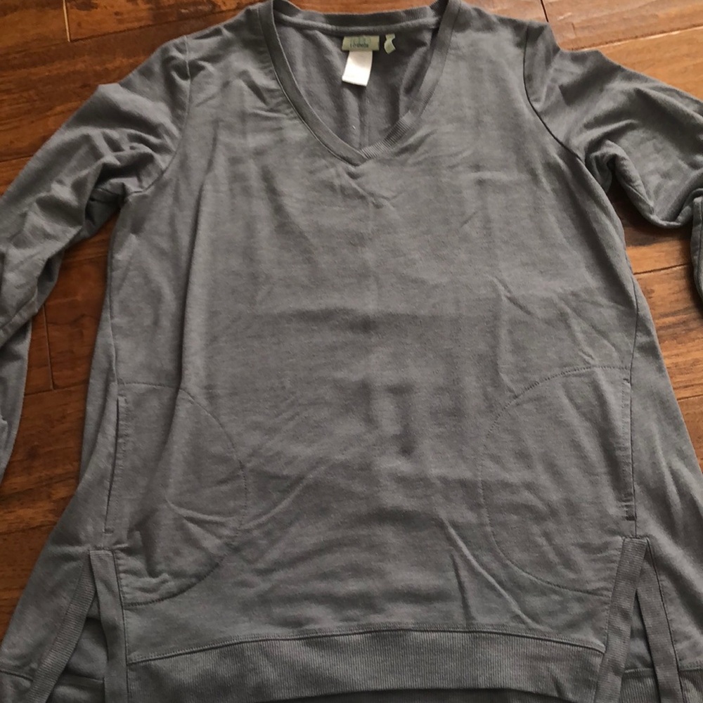 Gray LOGO lounge sweatshirt size medium